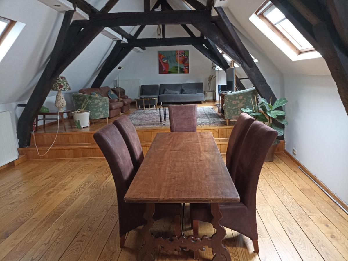 Spacious Duplex In Brussels Historical Center Exterior foto